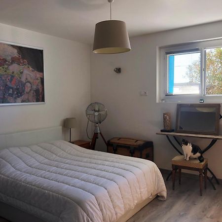 Appartement Sur La Colline Avec Acces Piscine Volx Zewnętrze zdjęcie